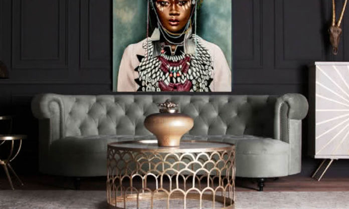 Mesas auxiliares en Lepe